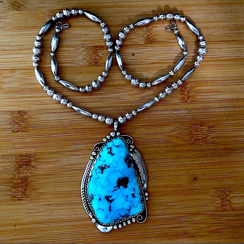 $725 Signed Designer Navajo Pendant & Necklace Marked D. SECATERO STERLING - Picture 3 of 12